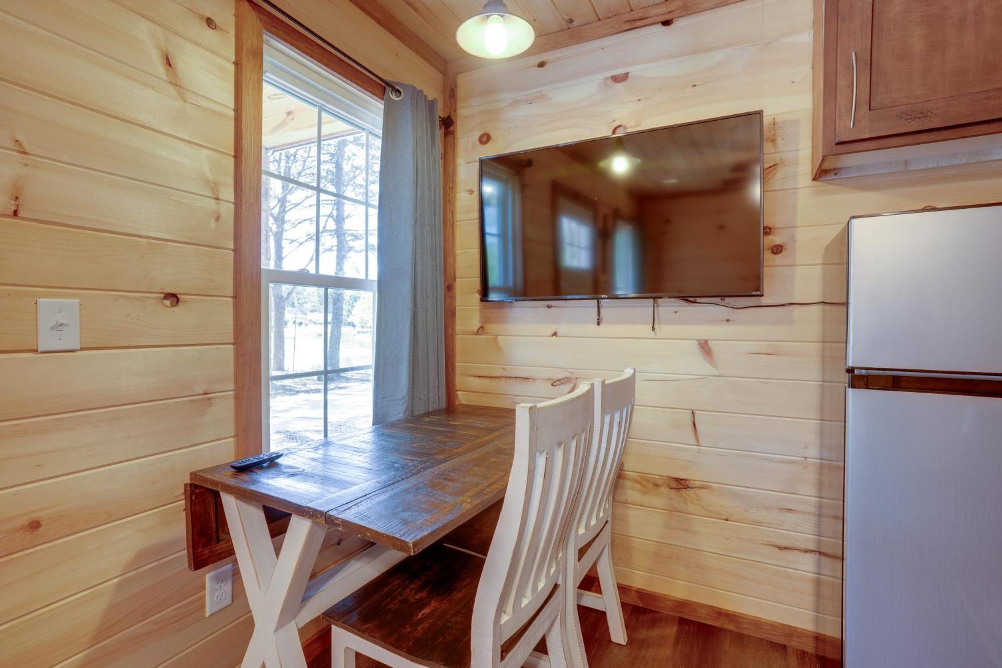 Lakeside Trenton Cabin On 7-Acre Property! Zewnętrze zdjęcie